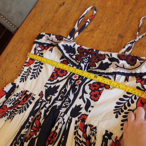 Floral Print Sleeveless Dress - Picture 10 of 13